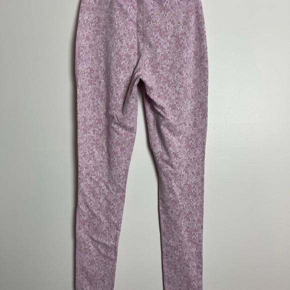 Gymshark Fleur Texture‎ Leggings - Picture 7 of 13